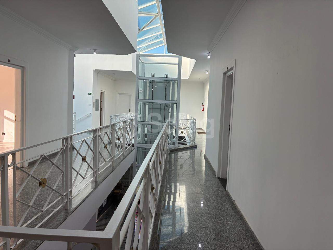 Sala para aluguel no Centro: 