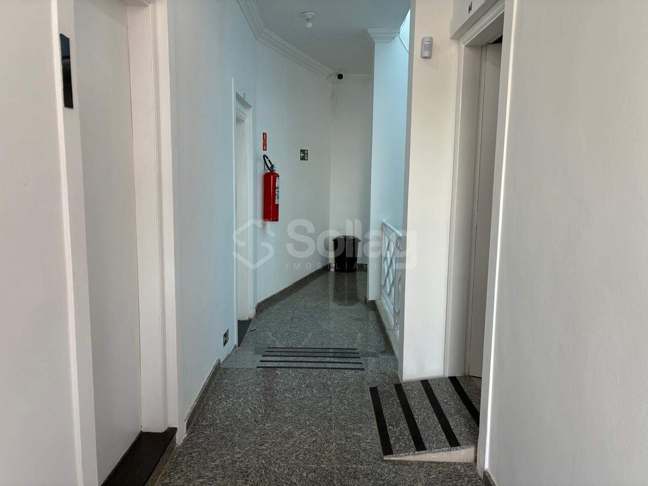 Sala para aluguel no Centro: