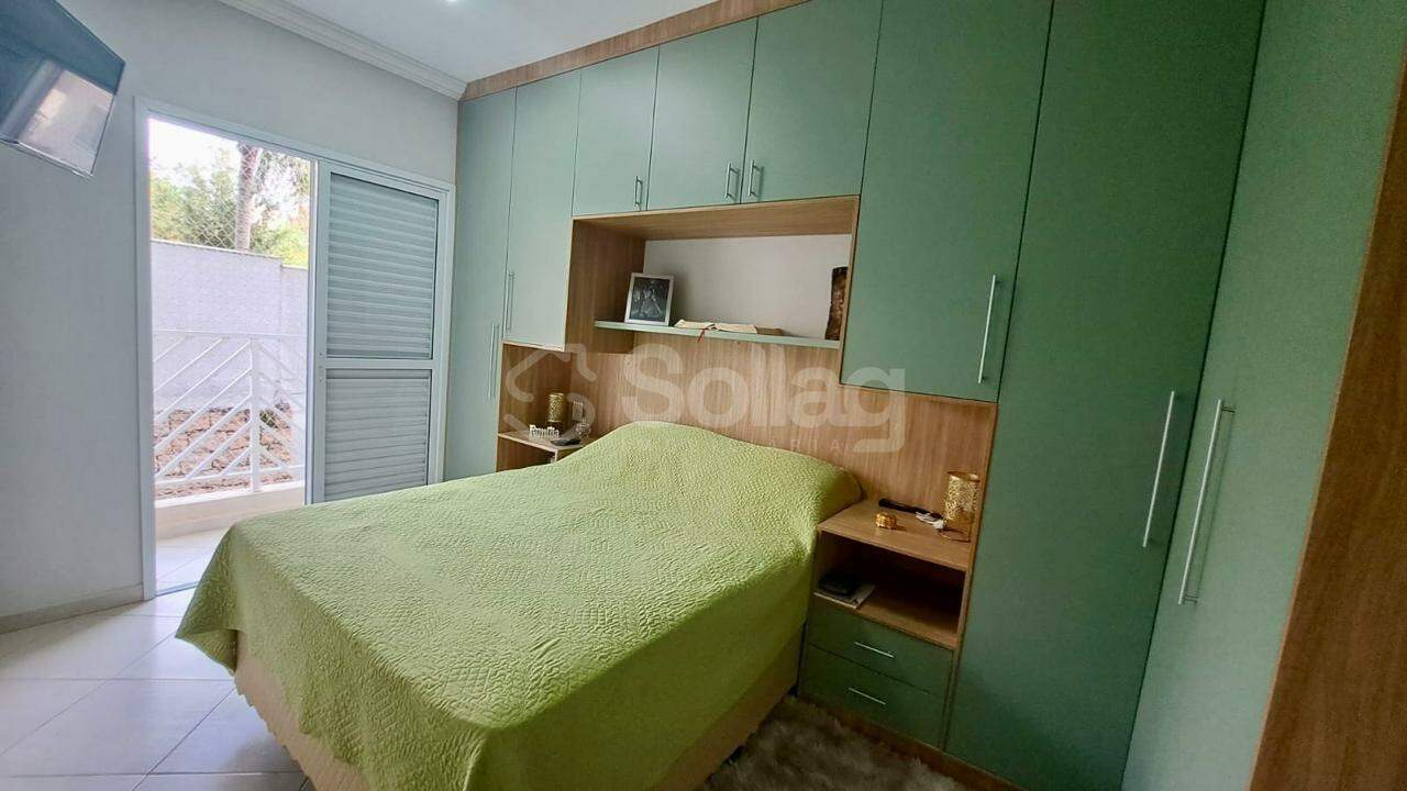 Apartamento à venda no Pinheirinho: 