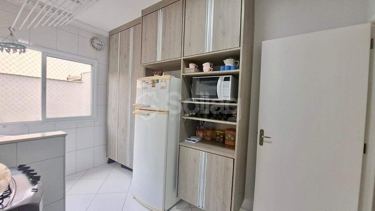 Apartamento à venda no Pinheirinho: 
