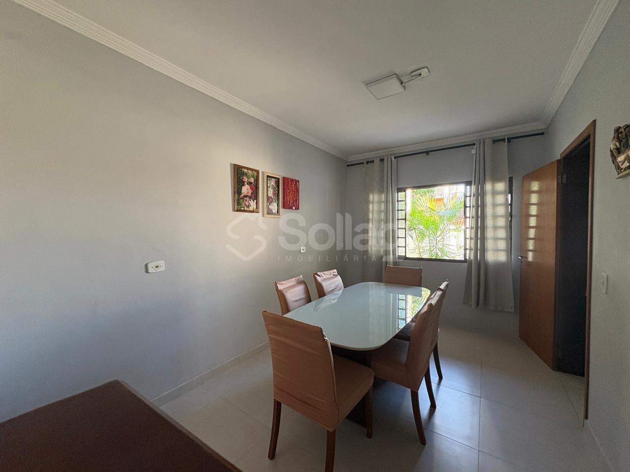 Casa à venda no Jardim São Matheus: 