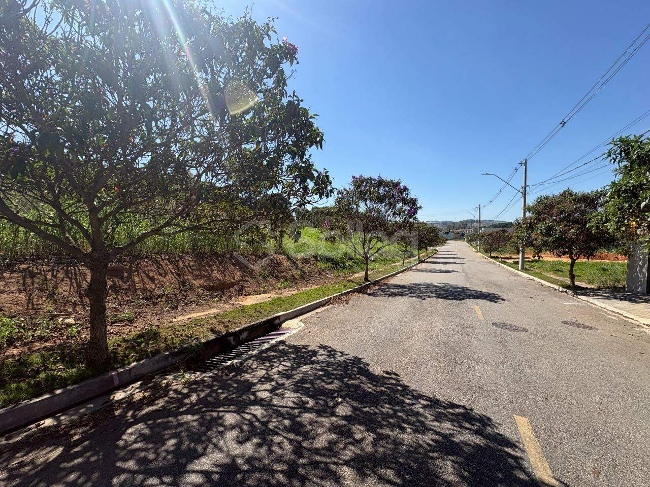 terreno à venda no Residencial Jatobá: 