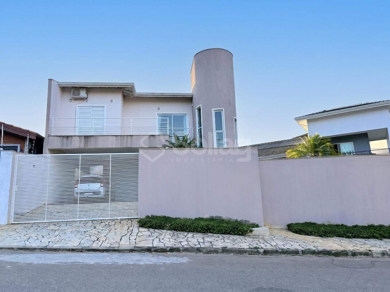 Casa à venda no Parque Nova Suiça: