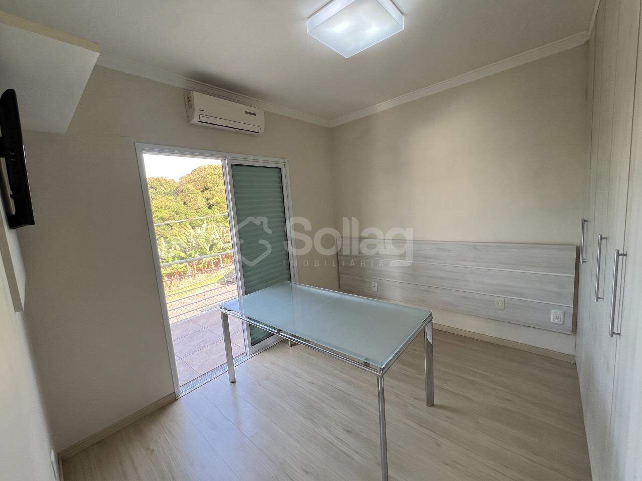Casa à venda no Parque Nova Suiça: