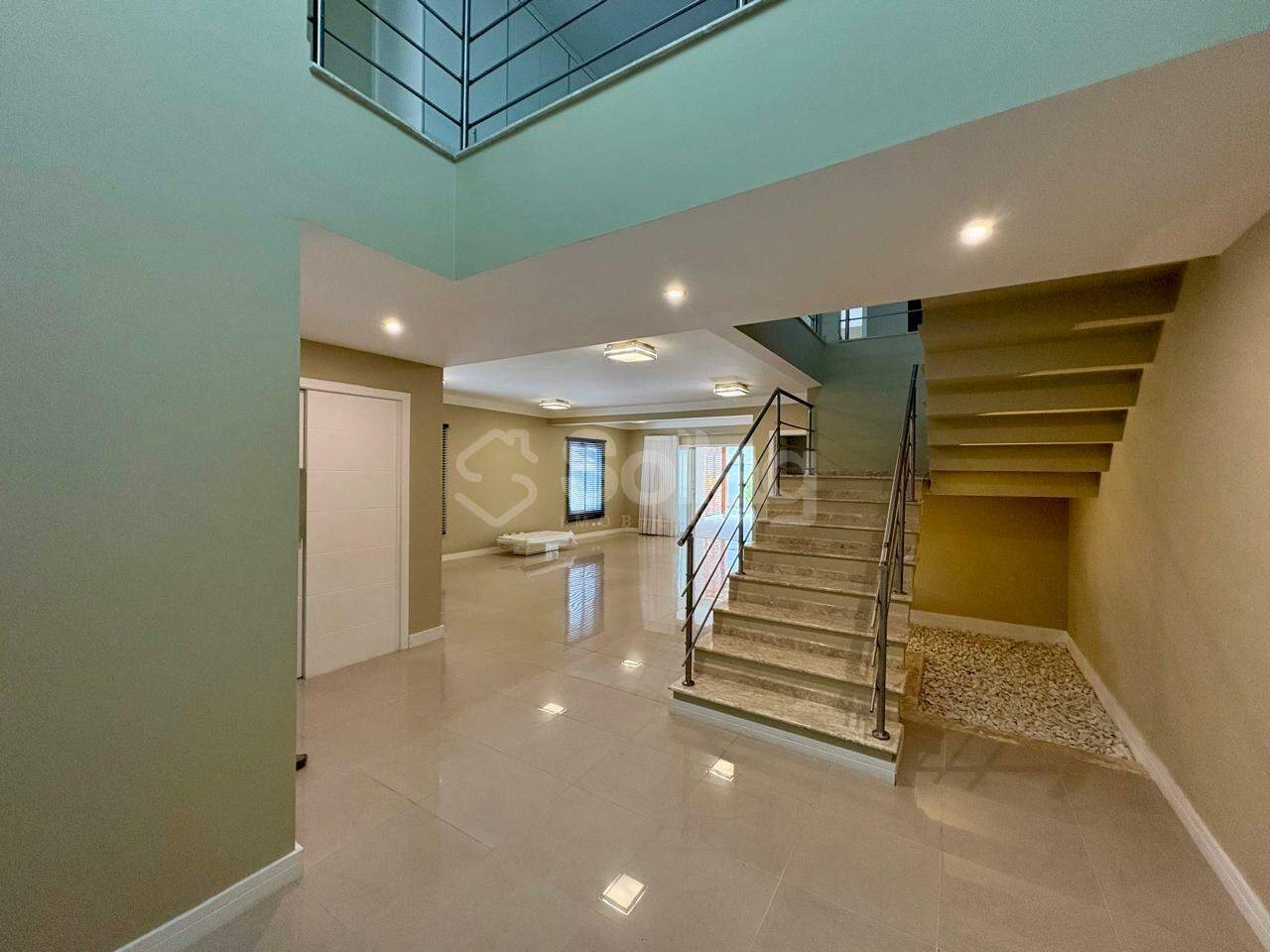 Casa em condomínio à venda no Jardim Paiquerê: