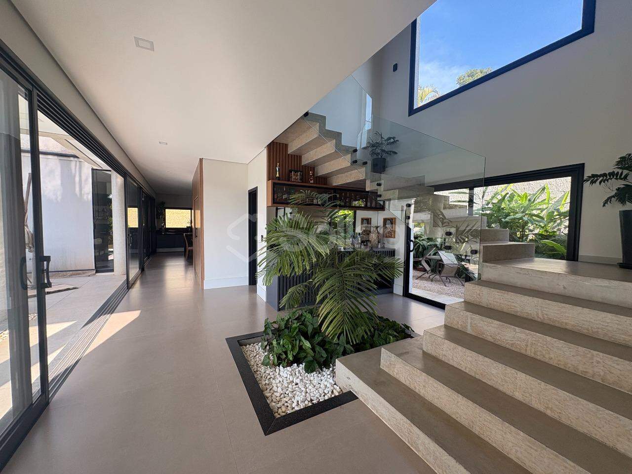 Casa em condomínio à venda no Condomínio Vila Hípica 2: 