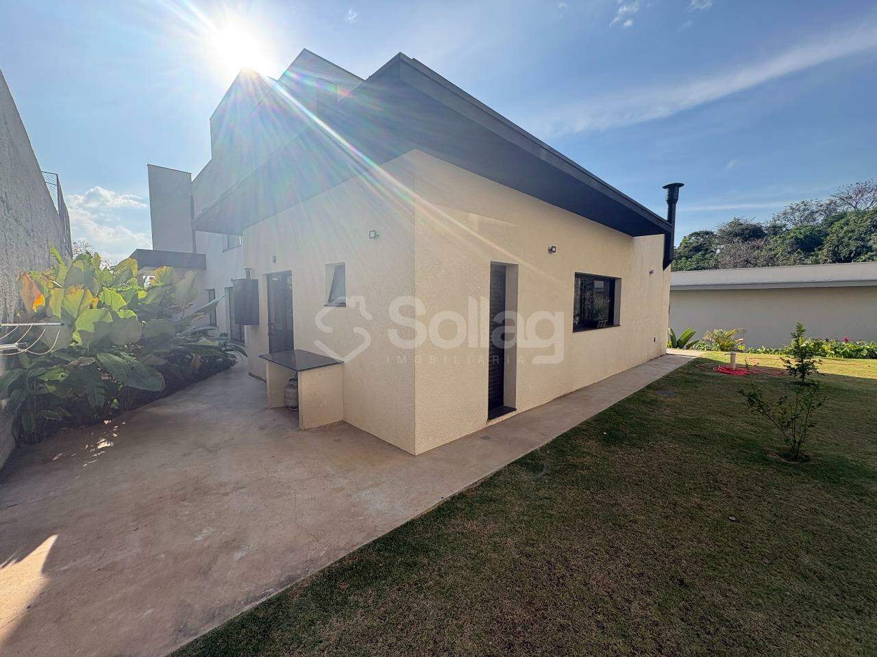 Casa em condomínio à venda no Condomínio Vila Hípica 2: 