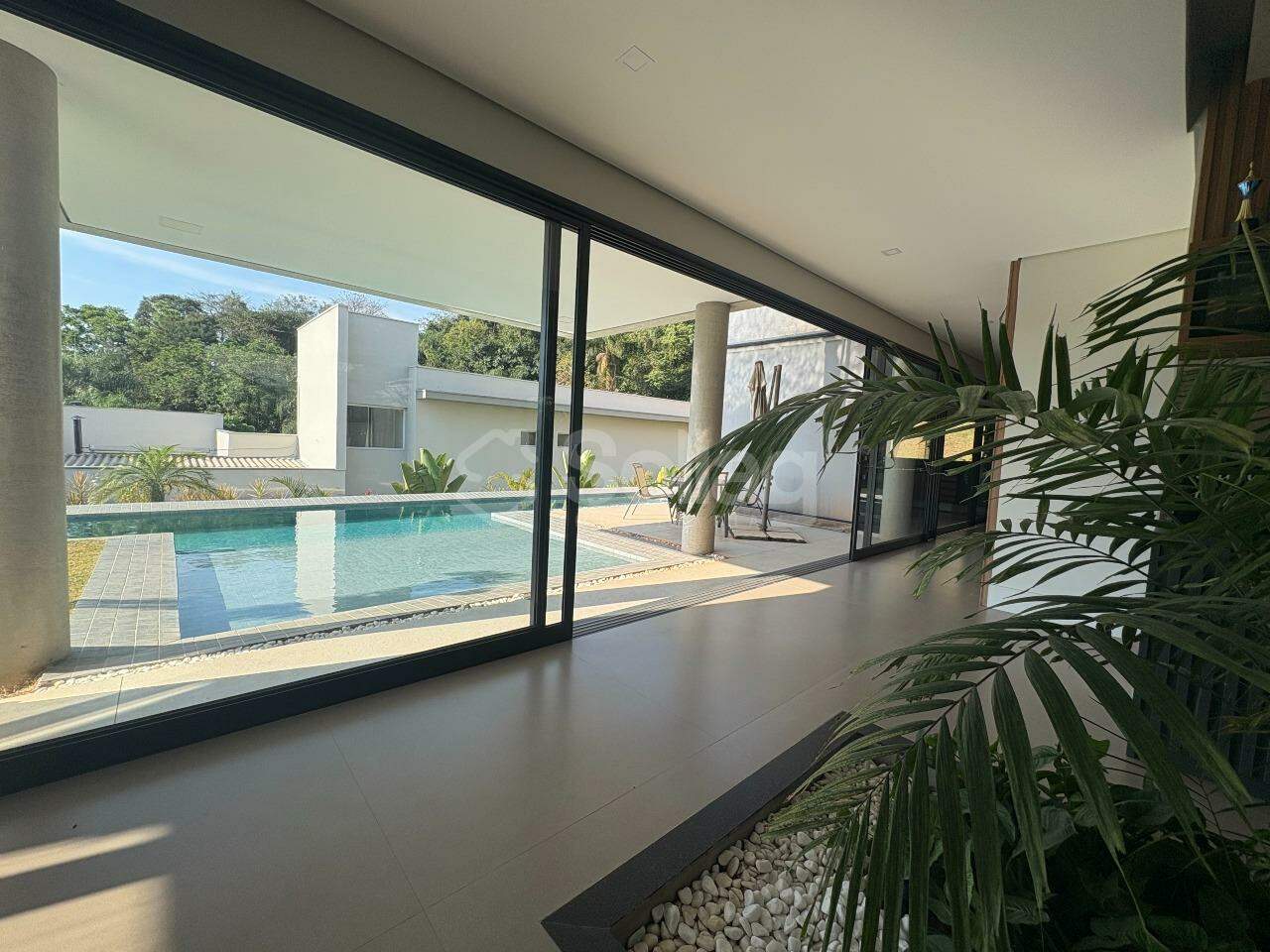 Casa em condomínio à venda no Condomínio Vila Hípica 2: 