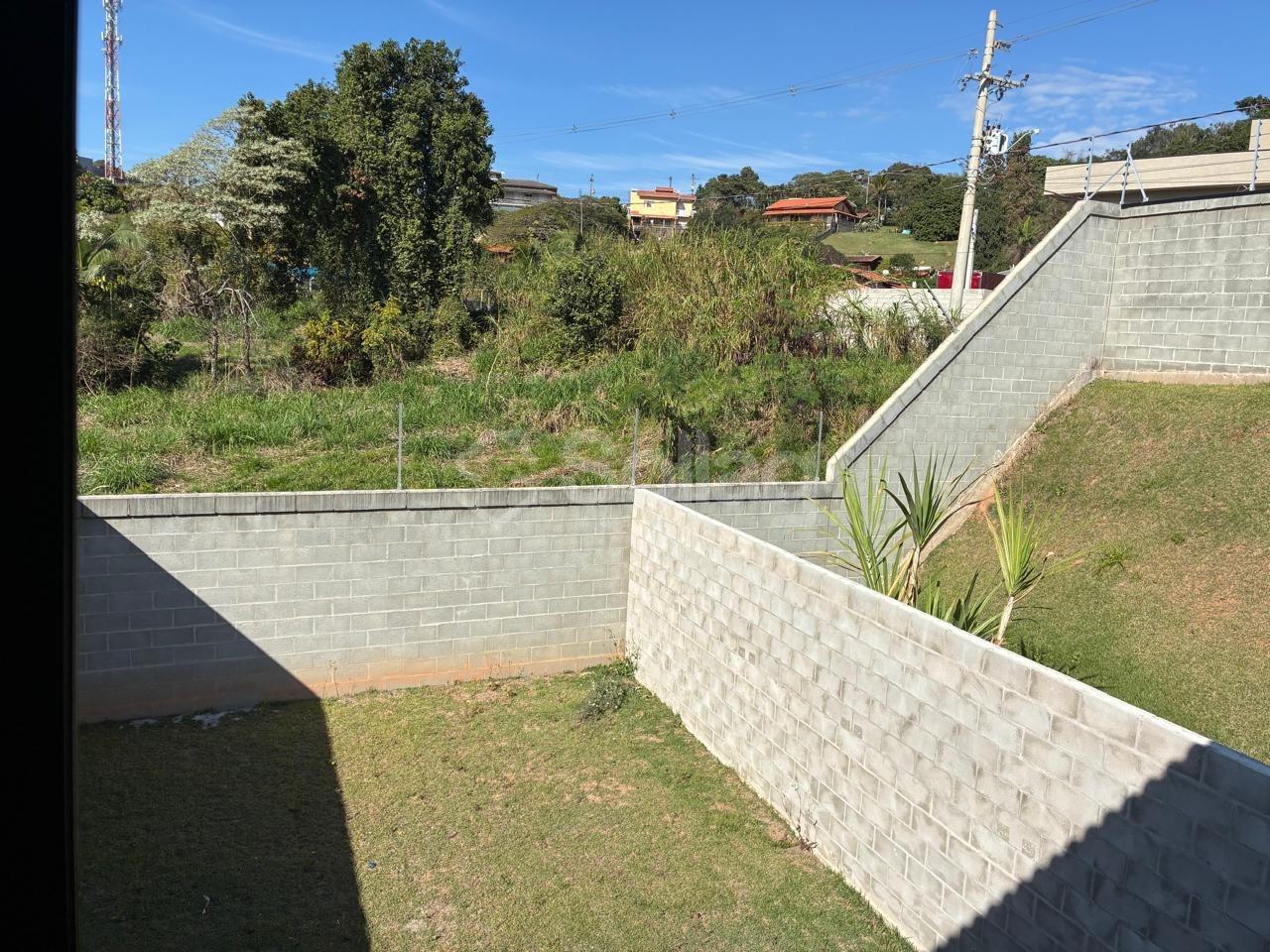 Casa em condomínio à venda no Vila Omizollo: