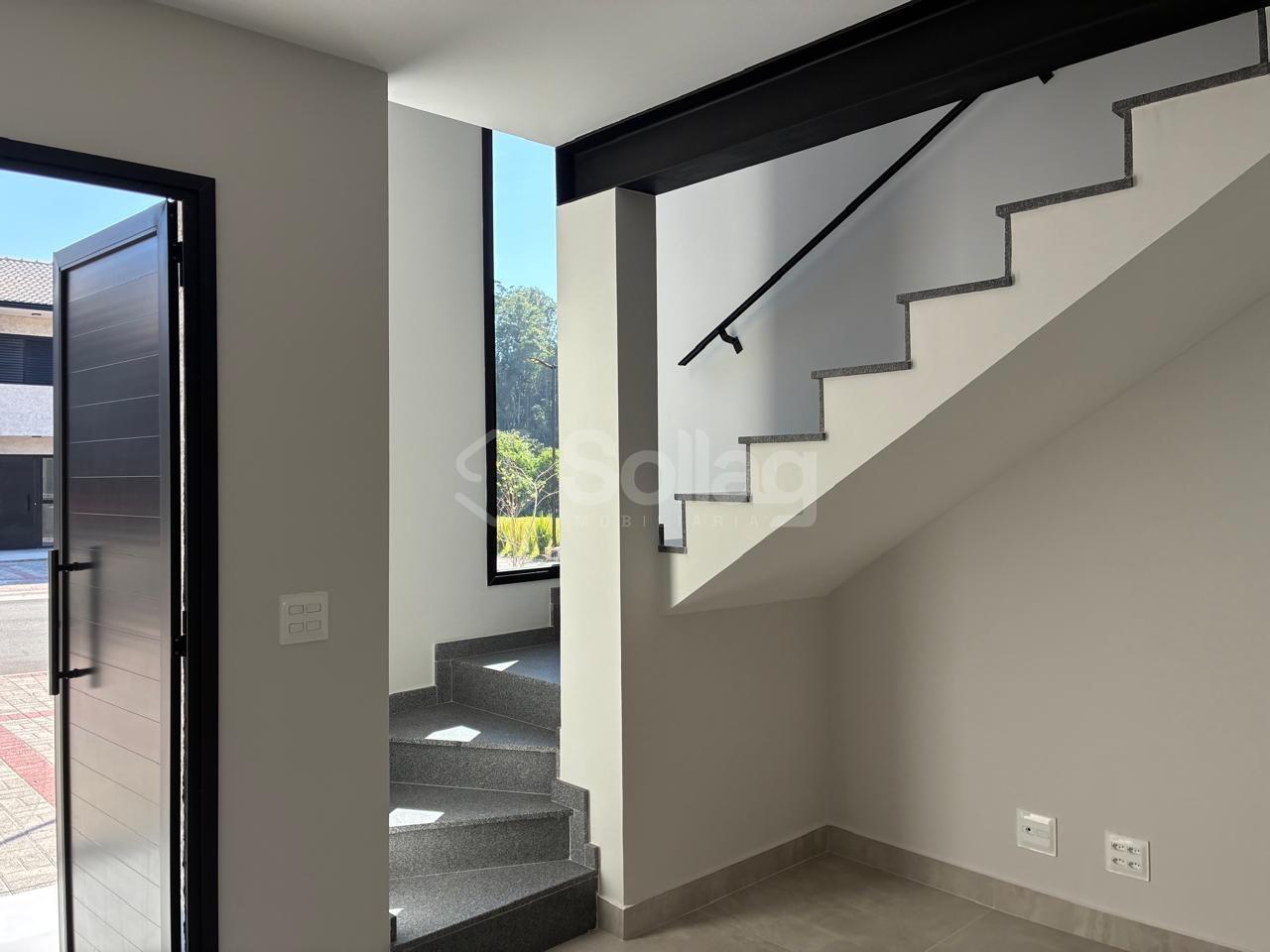 Casa em condomínio à venda no Vila Omizollo: