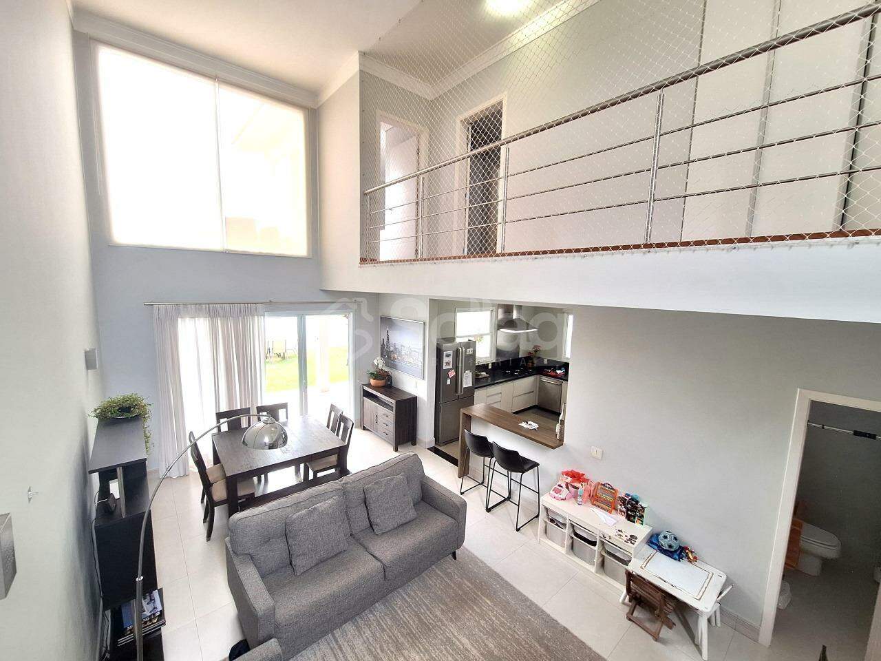 Casa em condomínio para aluguel no Bosque: 