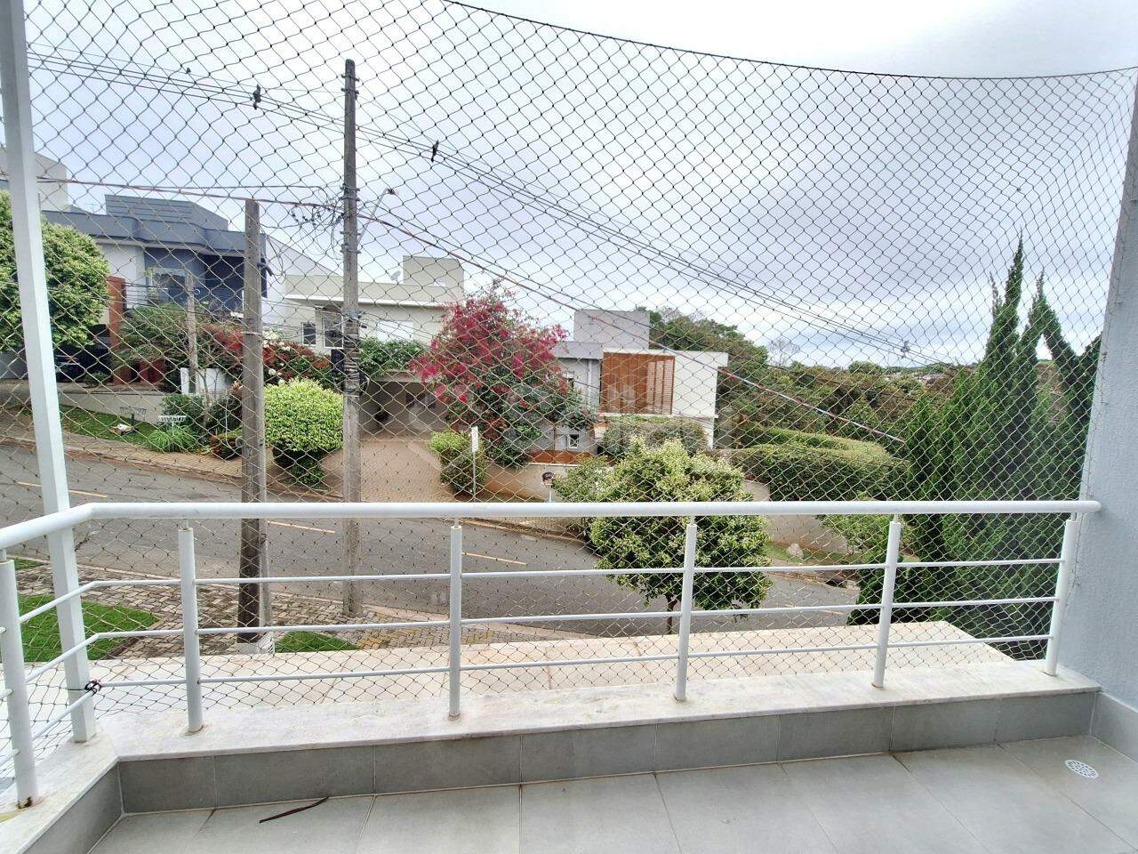 Casa em condomínio para aluguel no Bosque: 