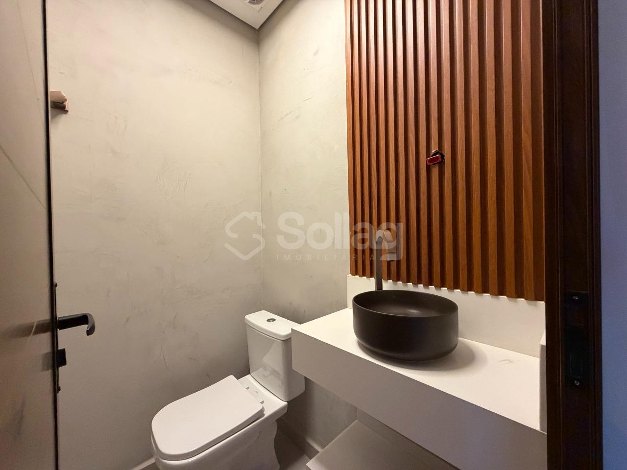 Casa em condomínio à venda no Condomínio Chácaras do Lago: