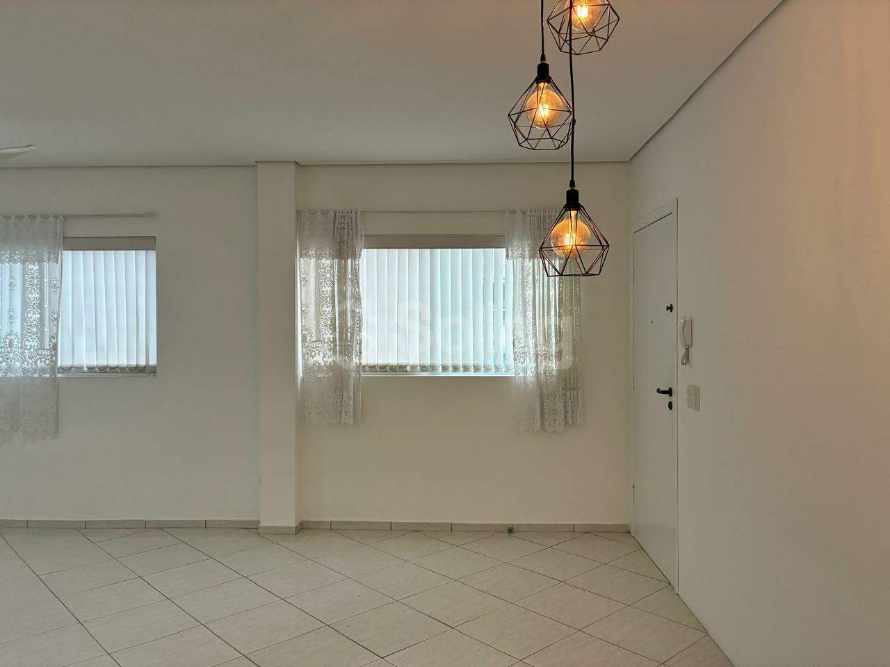 Casa para aluguel no Jardim Planalto: 