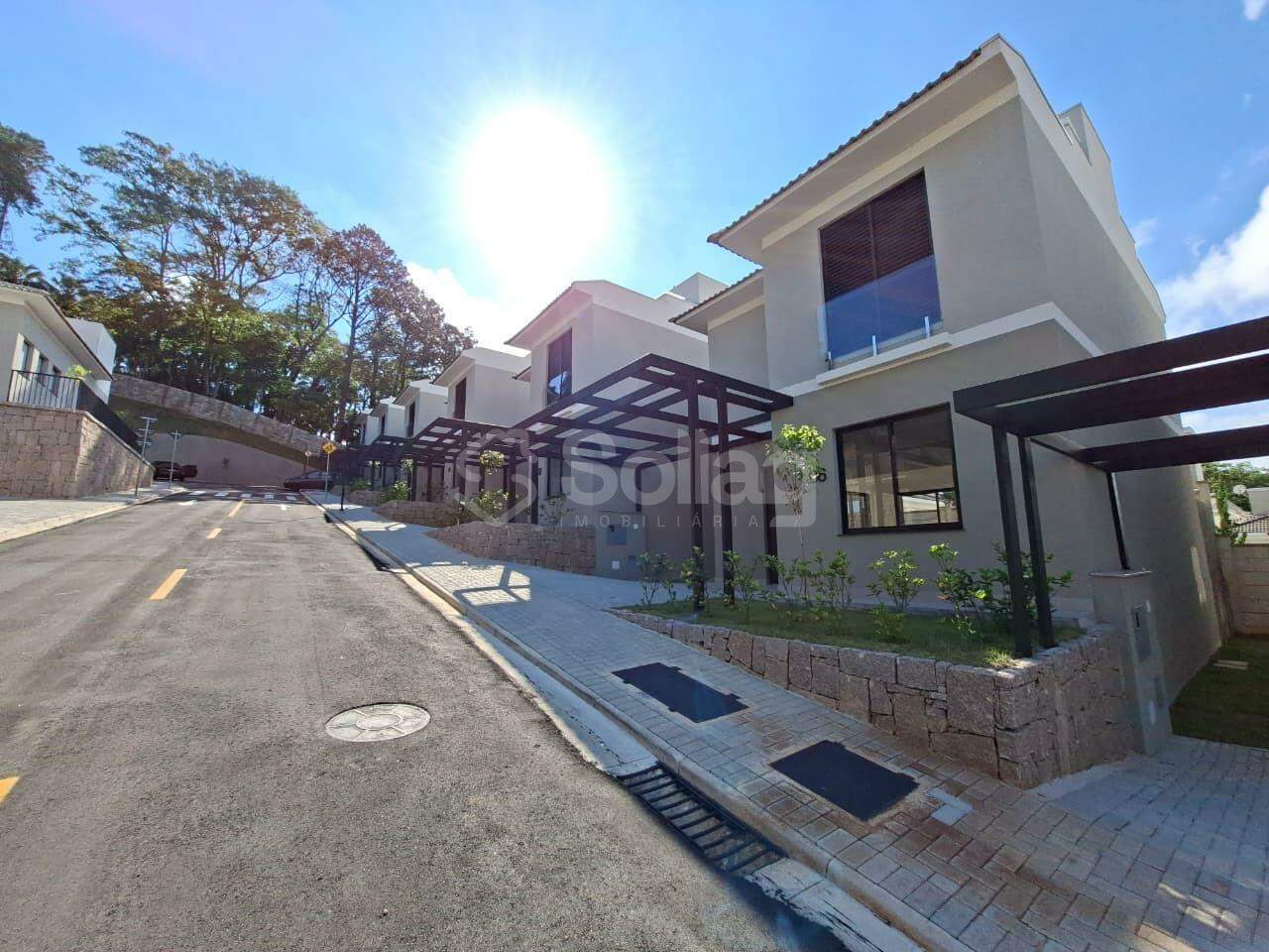 Casa em condomínio para aluguel no Observatório: 