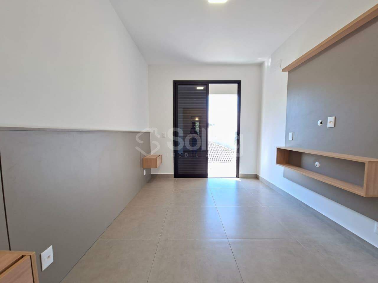 Casa em condomínio para aluguel no Observatório: 
