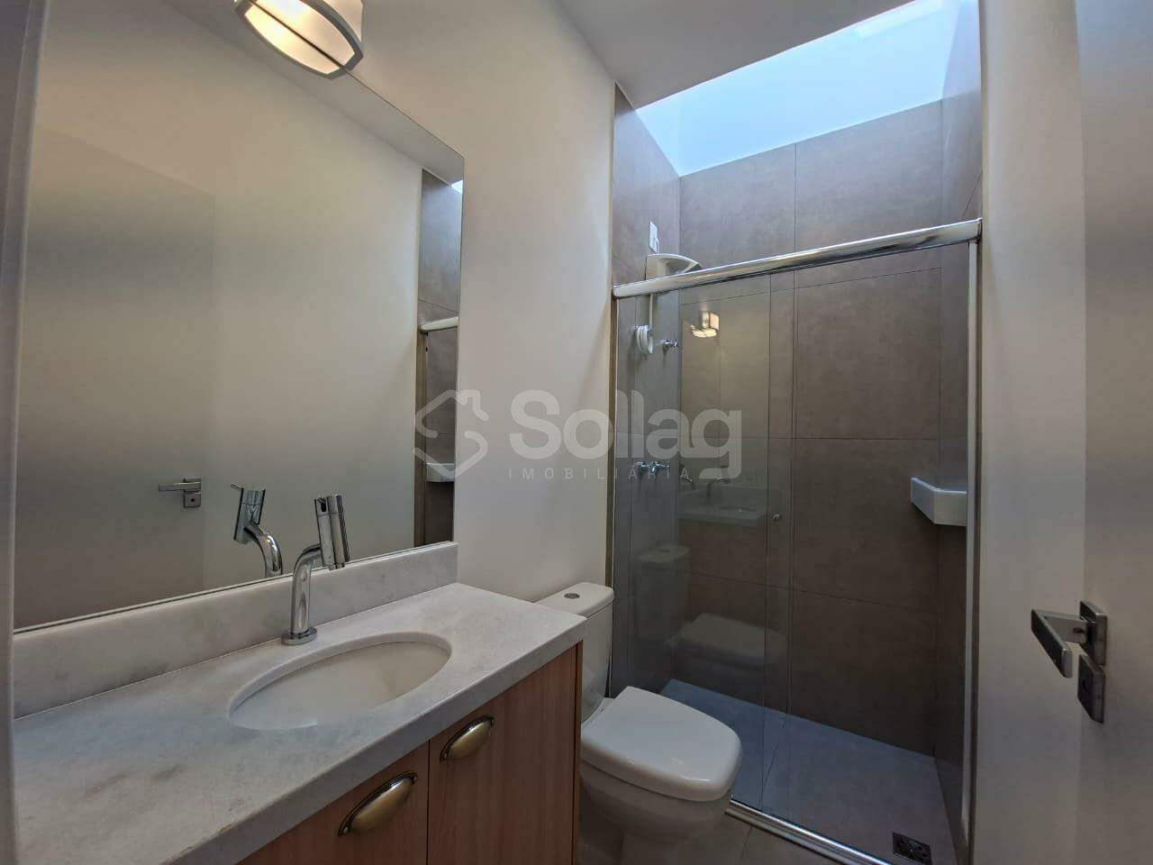 Casa em condomínio para aluguel no Observatório: 
