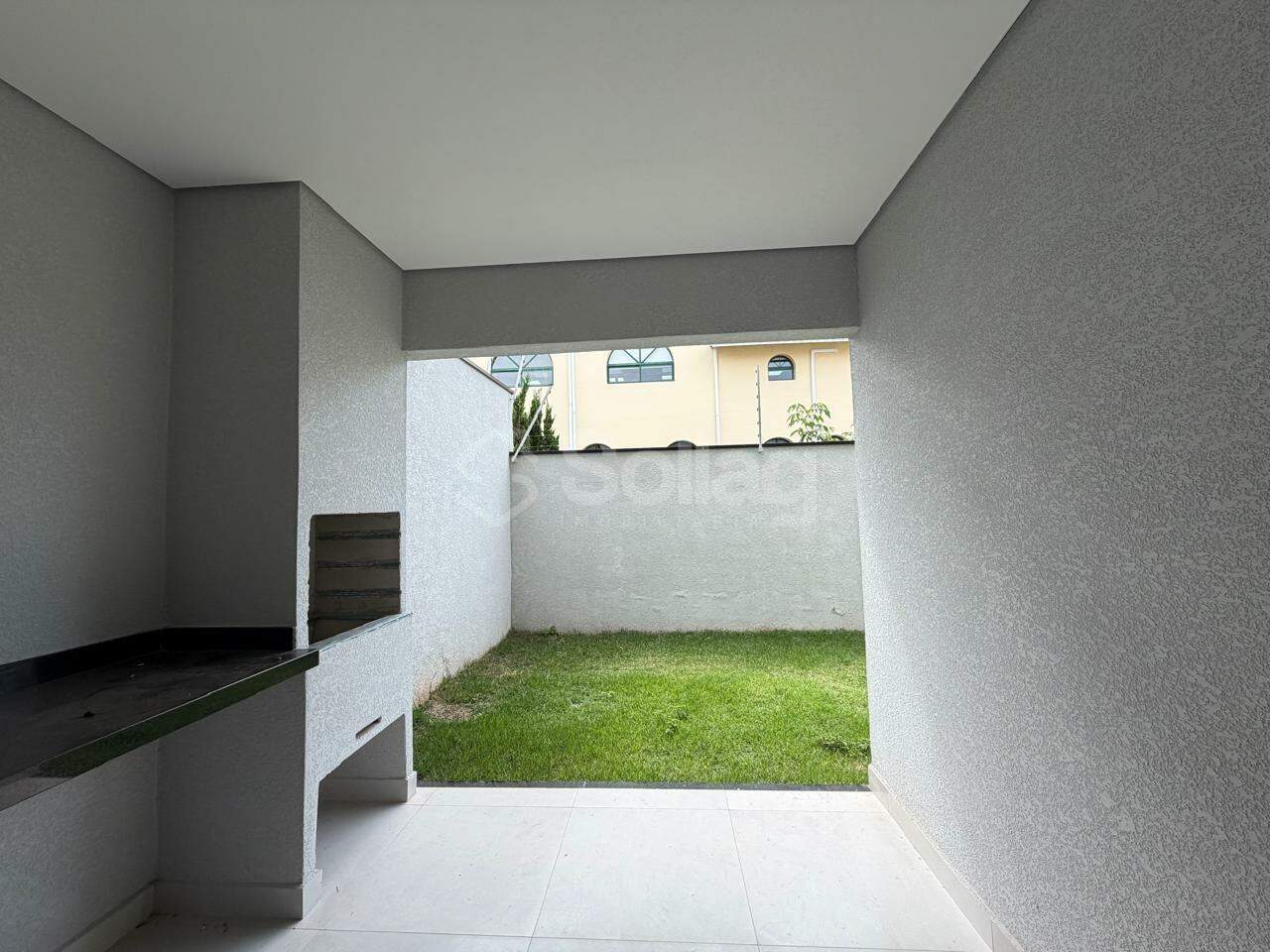 Casa em condomínio para aluguel no Mont Blanc: