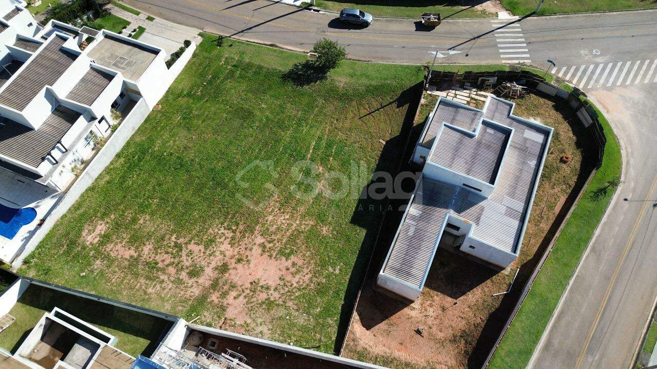 Terreno em condomínio à venda no Condomínio Reserva Santa Isabel I: 
