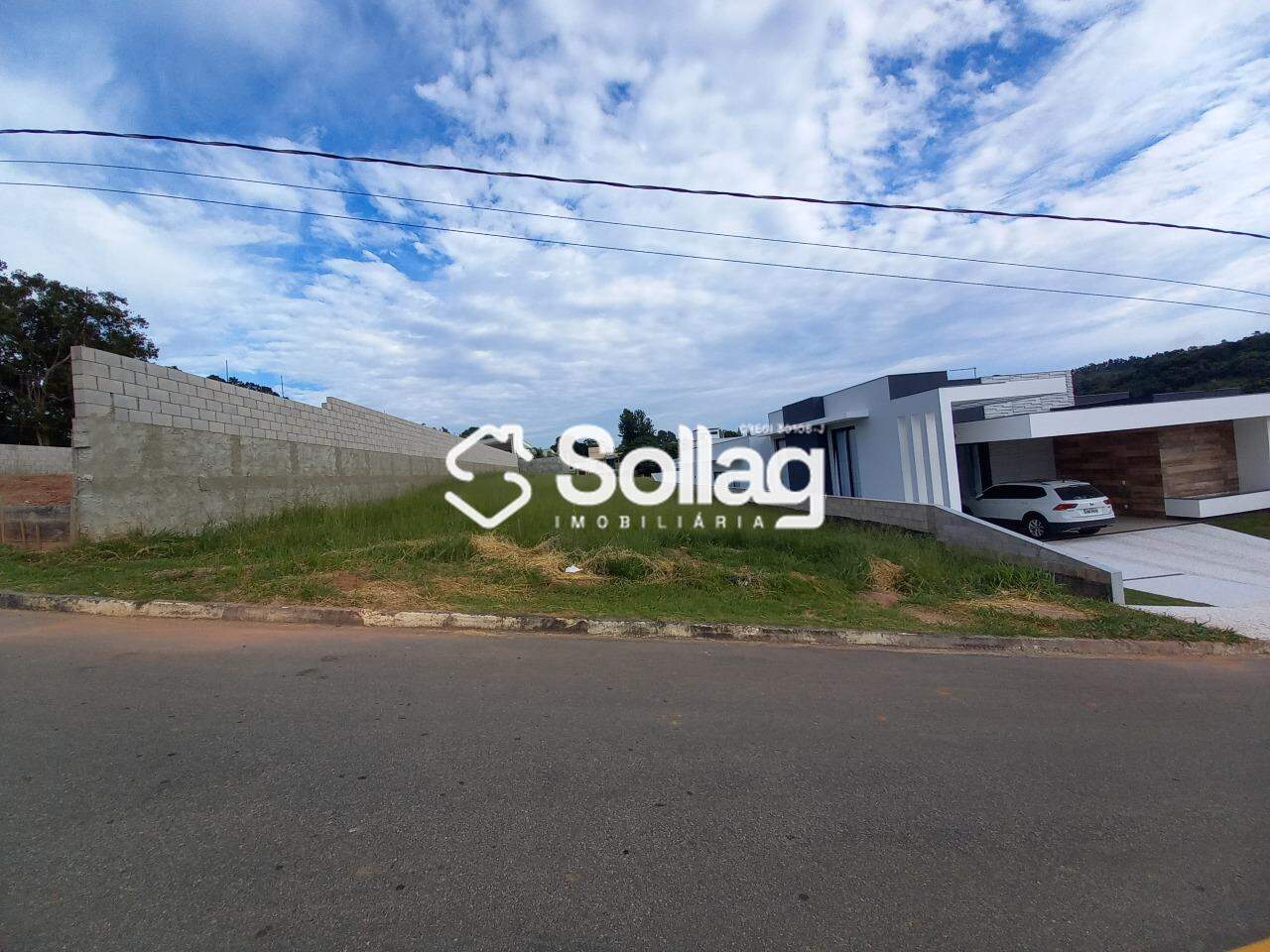 Terreno em condomínio à venda no Condomínio Villa D`oro: 