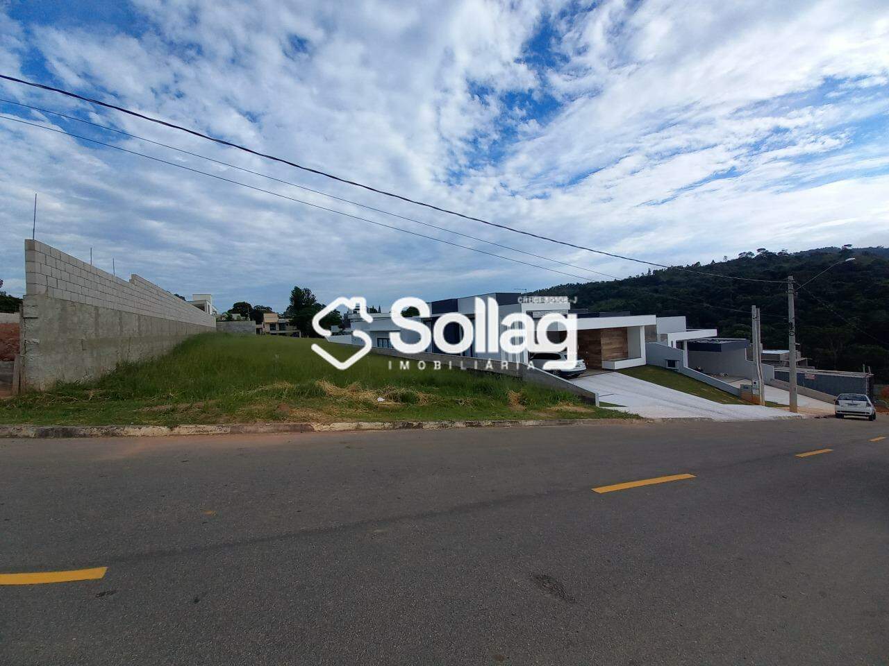 Terreno em condomínio à venda no Condomínio Villa D`oro: 