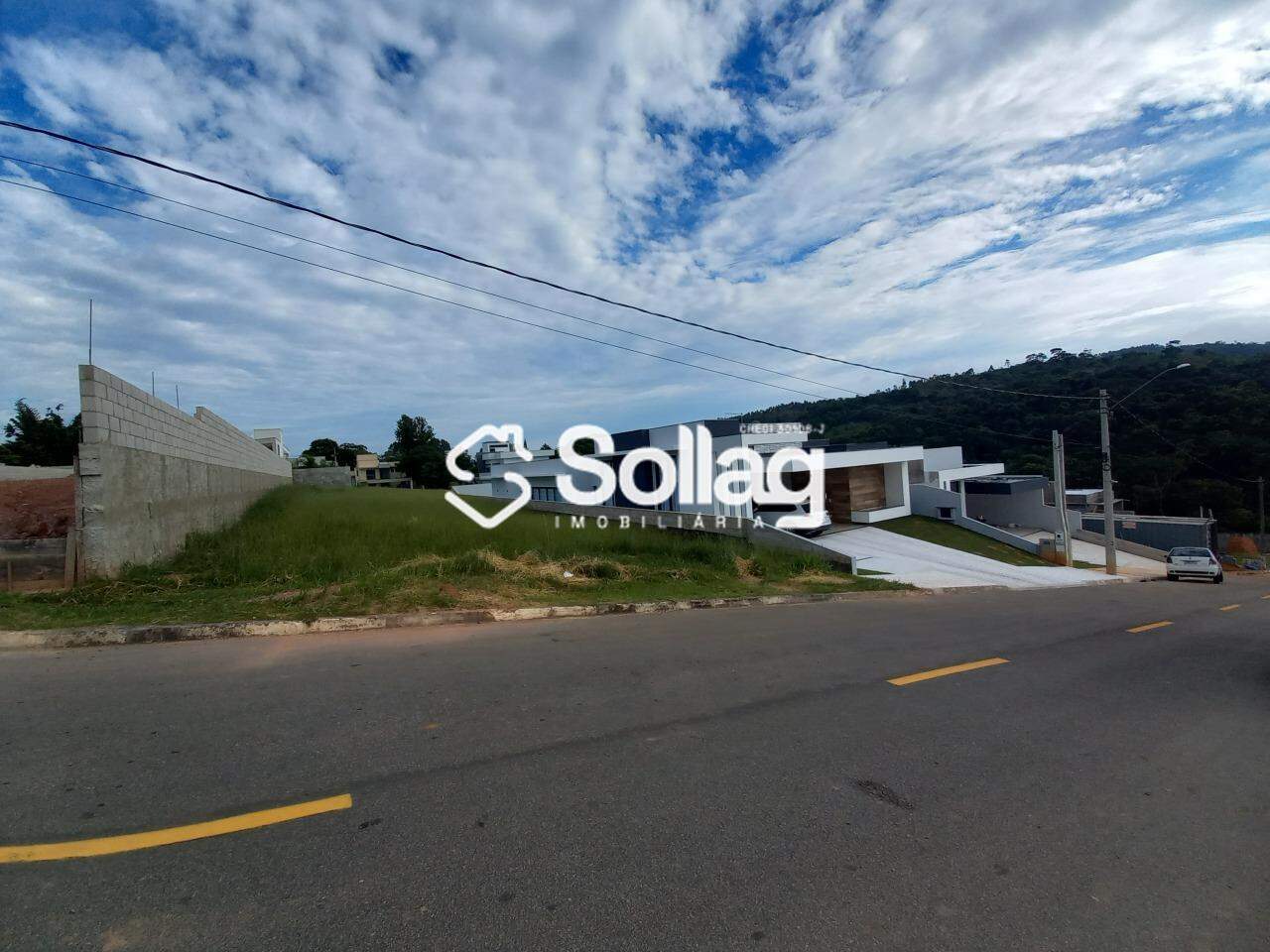 Terreno em condomínio à venda no Condomínio Villa D`oro: 