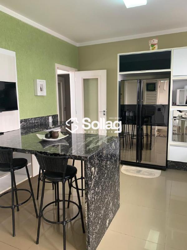 Casa em condomínio à venda no Condomínio Alpes de Vinhedo: 