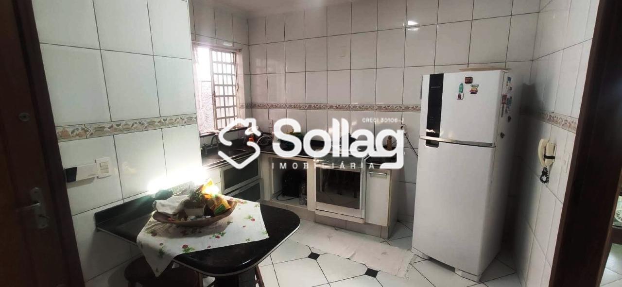 Casa à venda no Jardim Melle: 