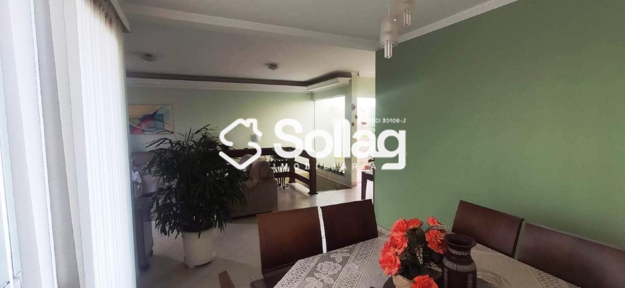 Casa à venda no Jardim Melle: 