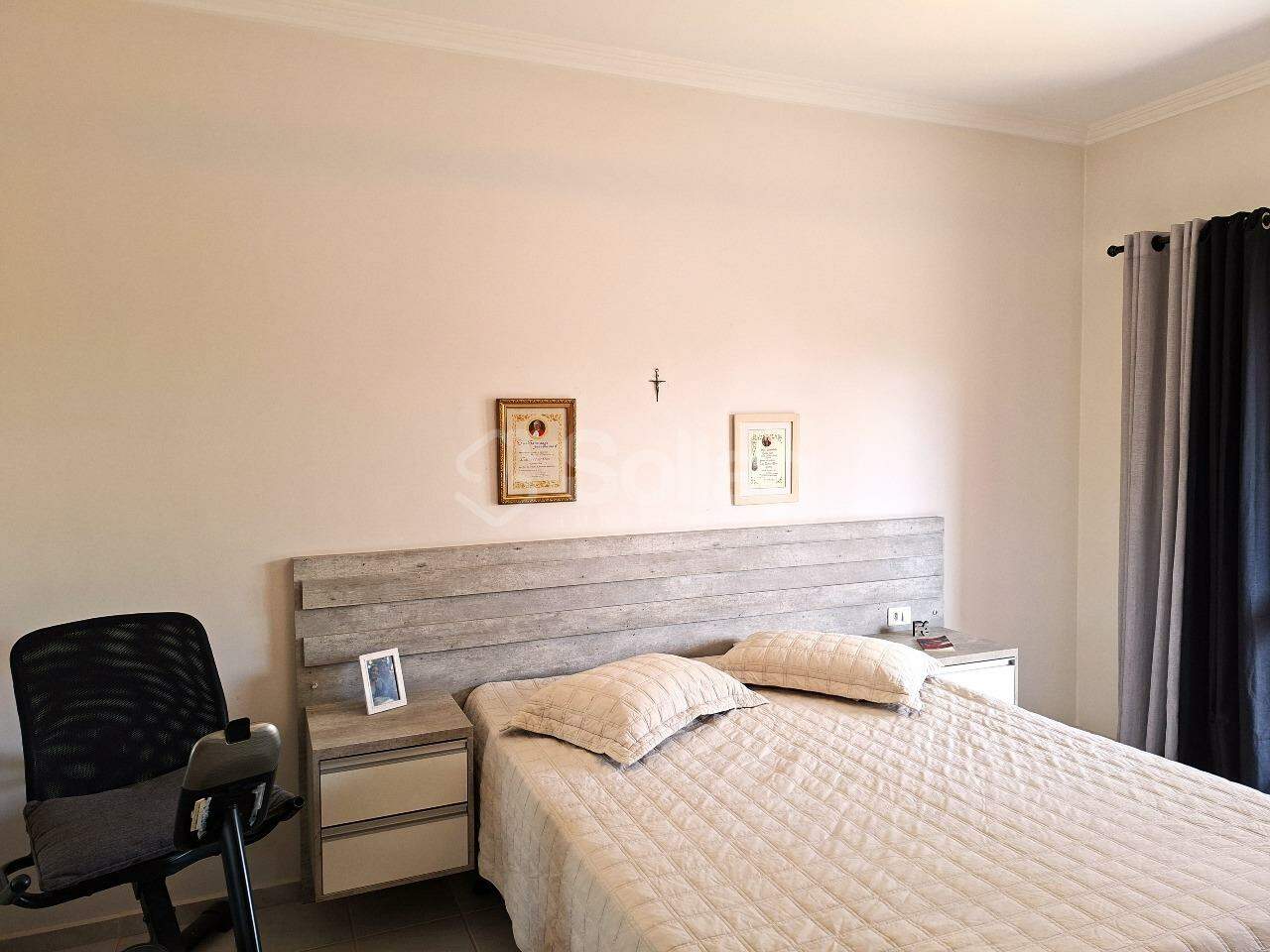 Casa em condomínio à venda no Villaggio Capríccio: 