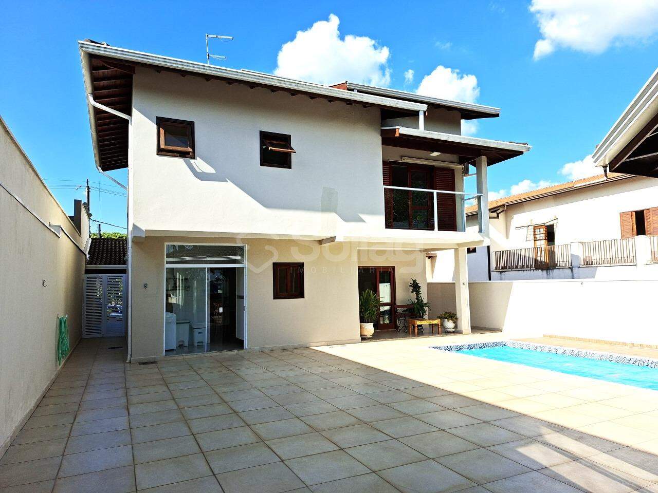 Casa em condomínio à venda no Villaggio Capríccio: 