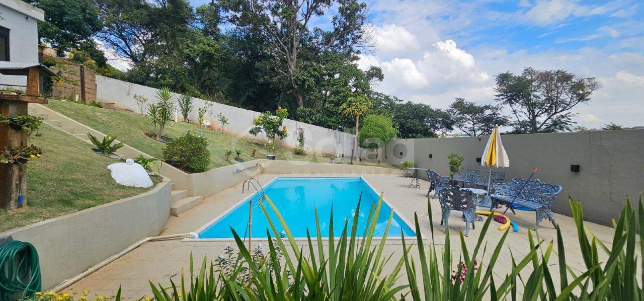 Casa em condomínio à venda no Condomínio Estância Marambaia: 