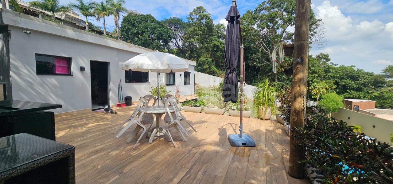 Casa em condomínio à venda no Condomínio Estância Marambaia: 
