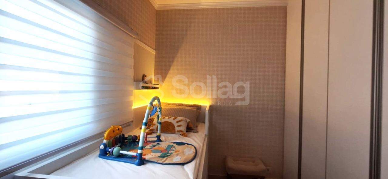 Casa à venda no Pinheirinho: 