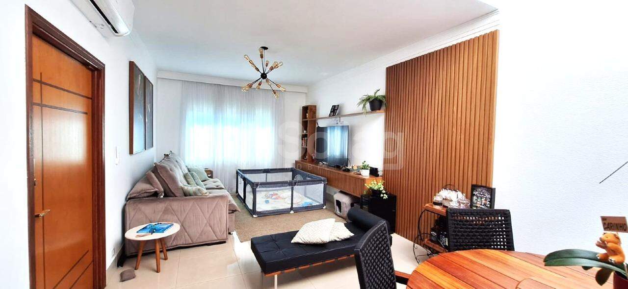 Casa à venda no Pinheirinho: 