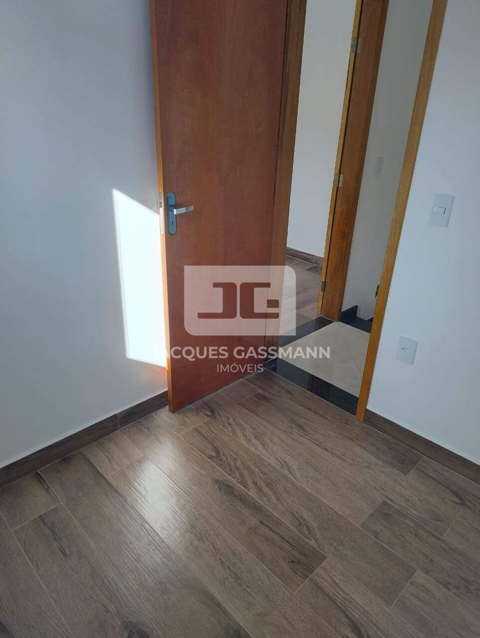 Sobrado à venda no bairro Vila Lucinda Santo André: