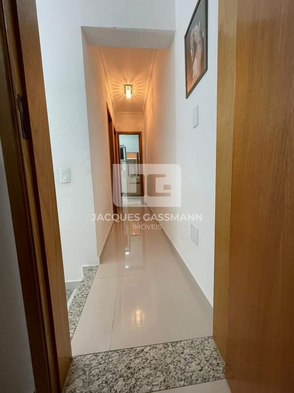 Sobrado à venda no bairro Jardim Santo Antônio Santo André: