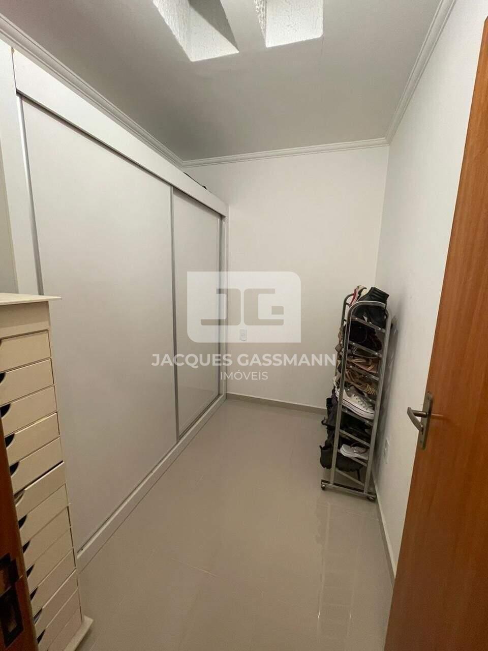 Sobrado à venda no bairro Jardim Santo Antônio Santo André: