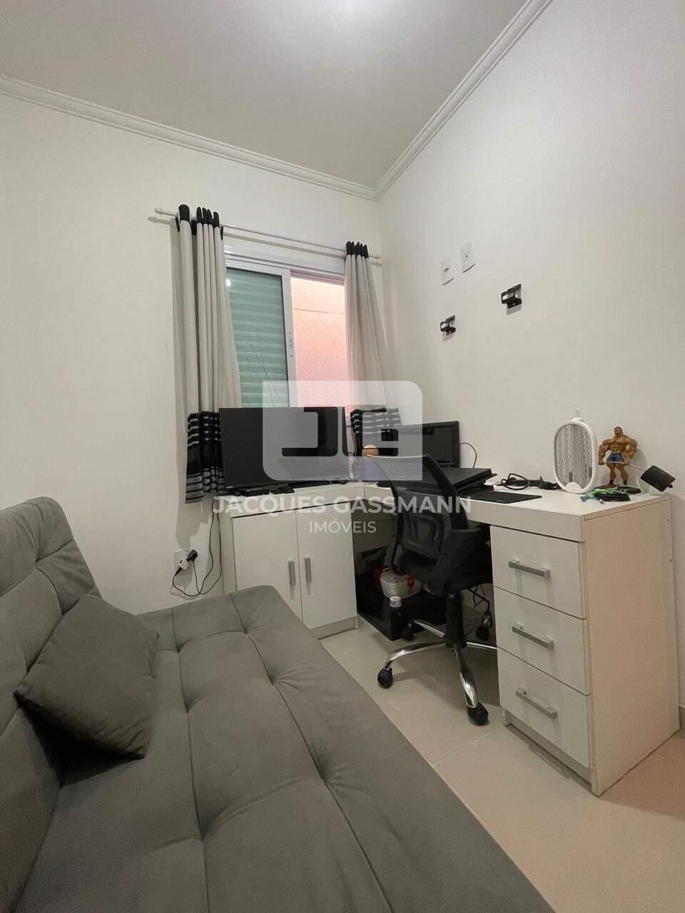 Sobrado à venda no bairro Jardim Santo Antônio Santo André: