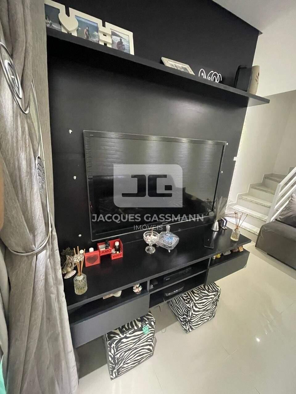 Sobrado à venda no bairro Jardim Santo Antônio Santo André: