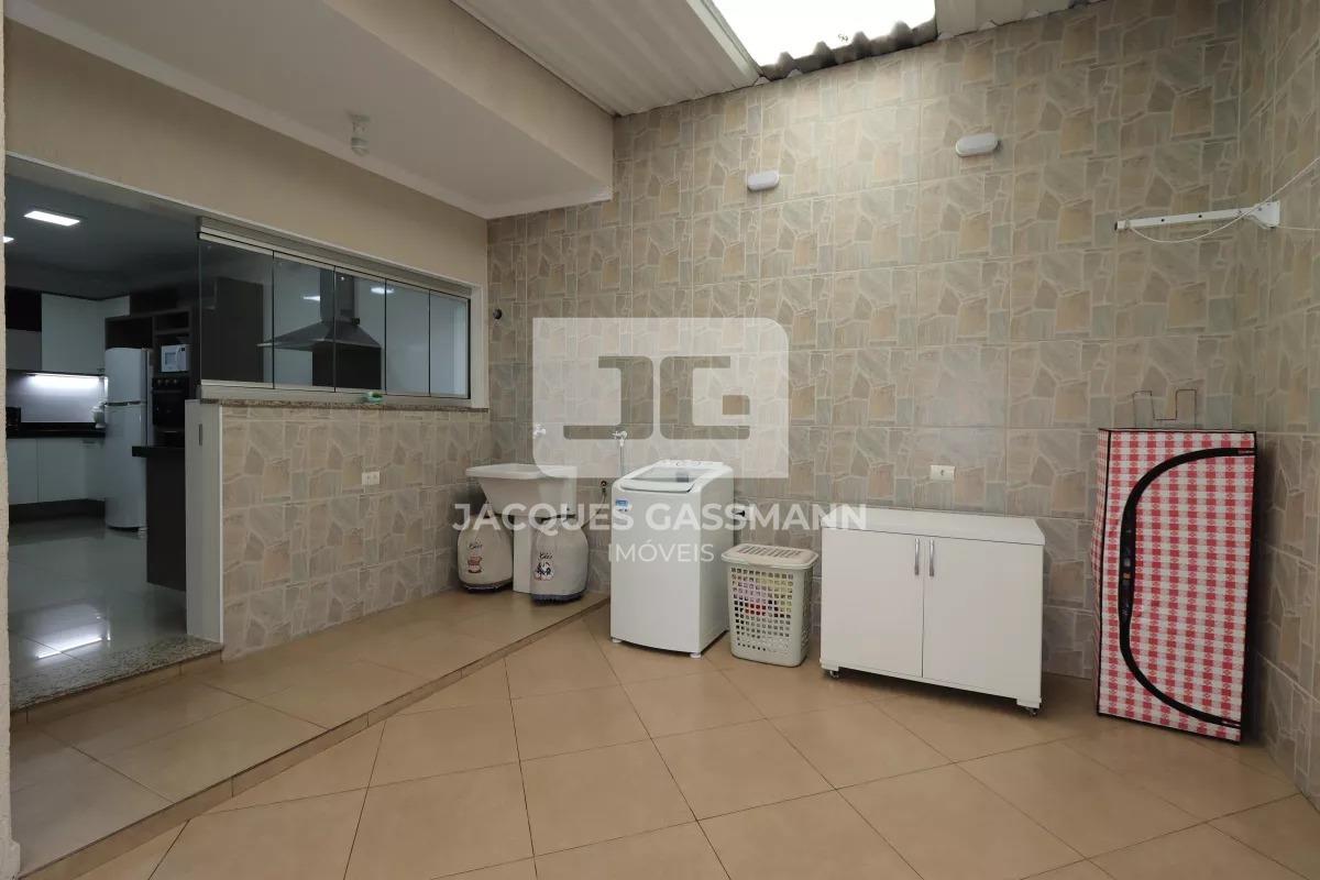 Sobrado à venda no bairro Pinheirinho Santo André: