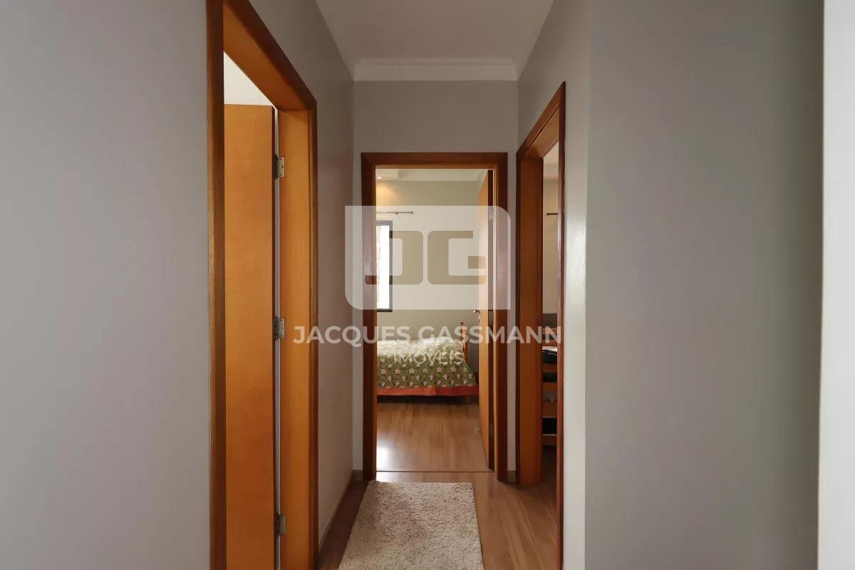 Sobrado à venda no bairro Pinheirinho Santo André: