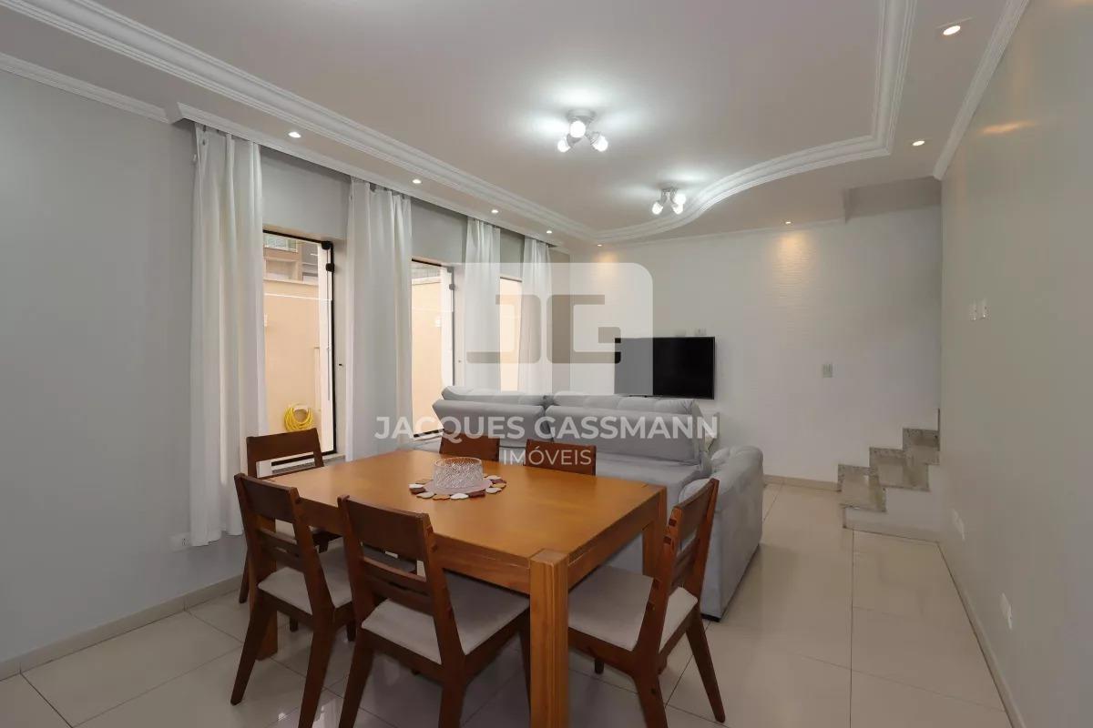 Sobrado à venda no bairro Pinheirinho Santo André: