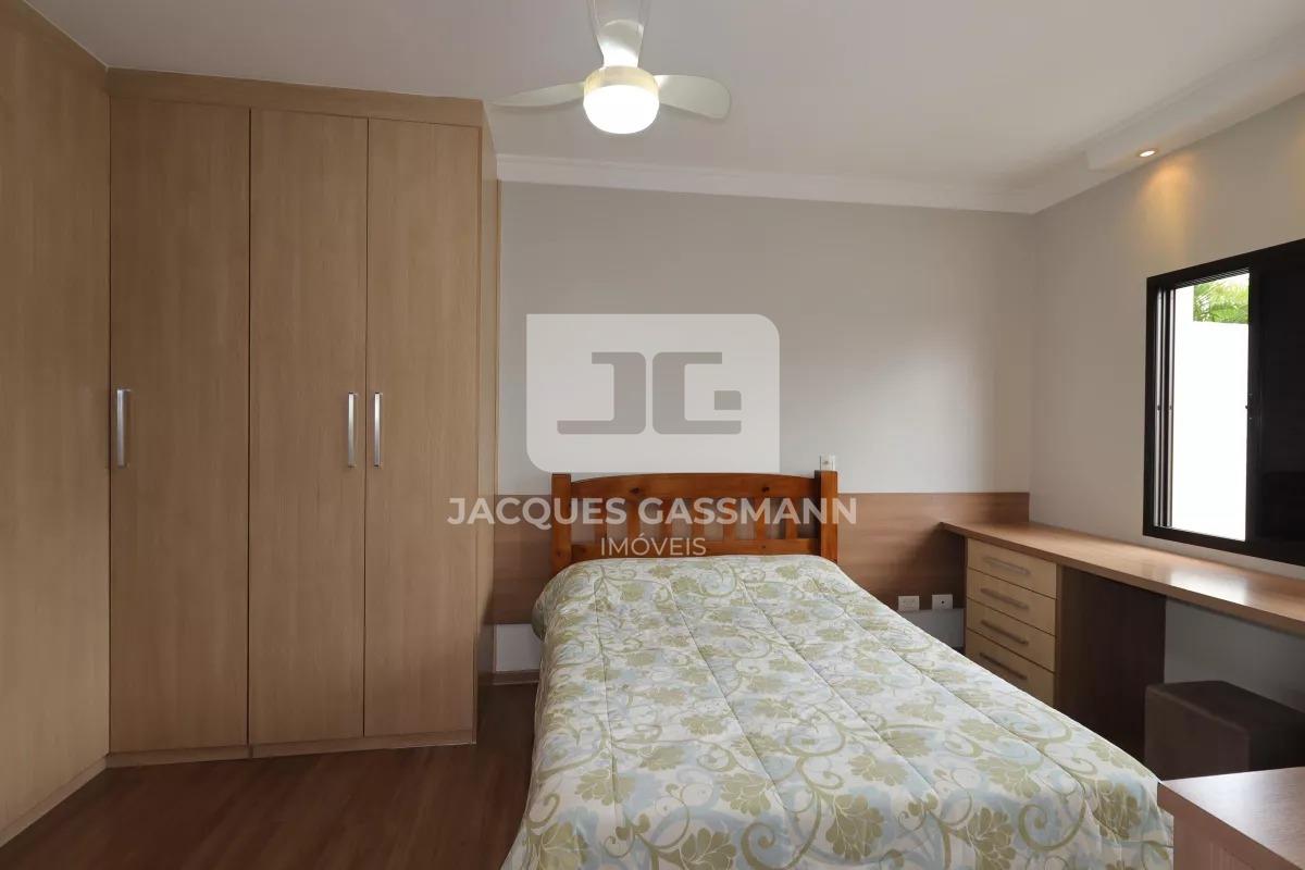 Sobrado à venda no bairro Pinheirinho Santo André: