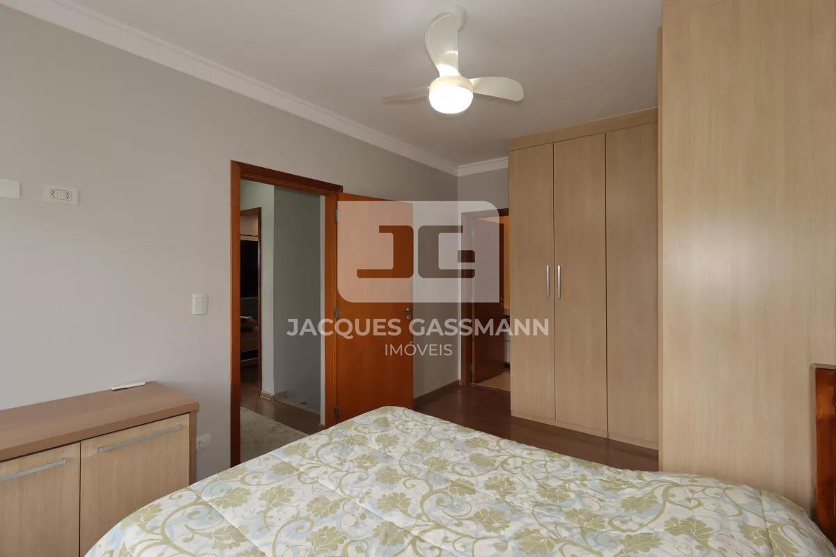 Sobrado à venda no bairro Pinheirinho Santo André: