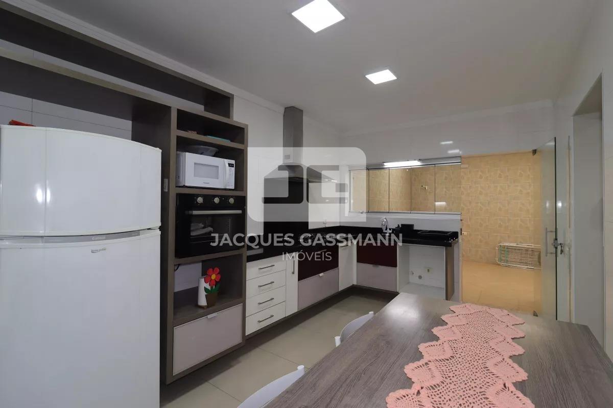 Sobrado à venda no bairro Pinheirinho Santo André: