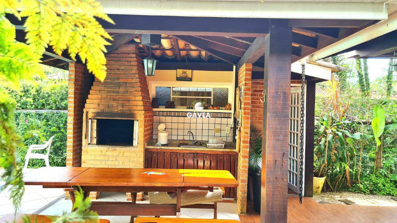 Casa à venda no Boiçucanga: 