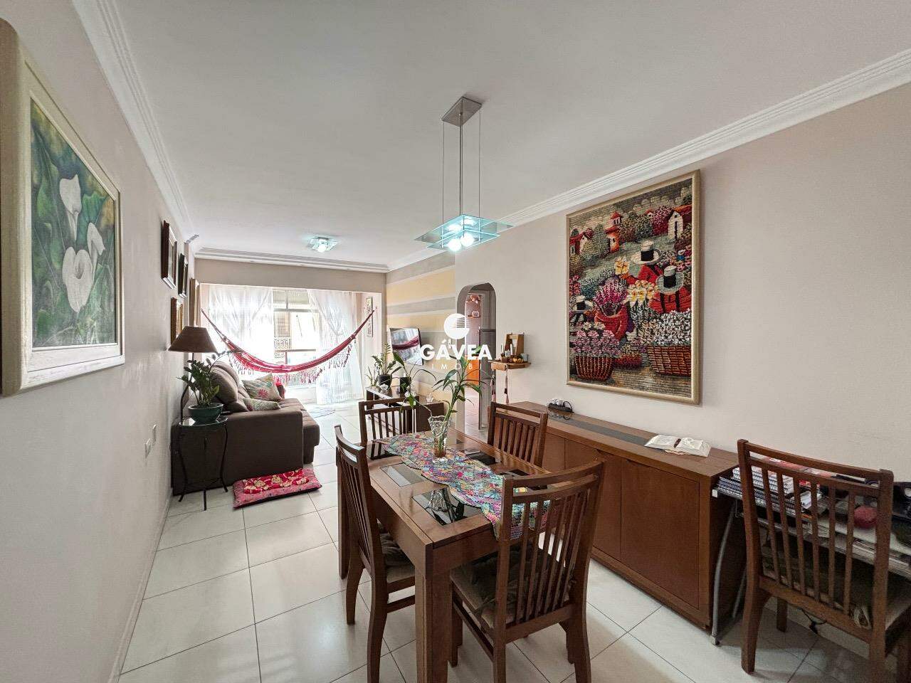 Apartamento à venda no Ponta da Praia: 