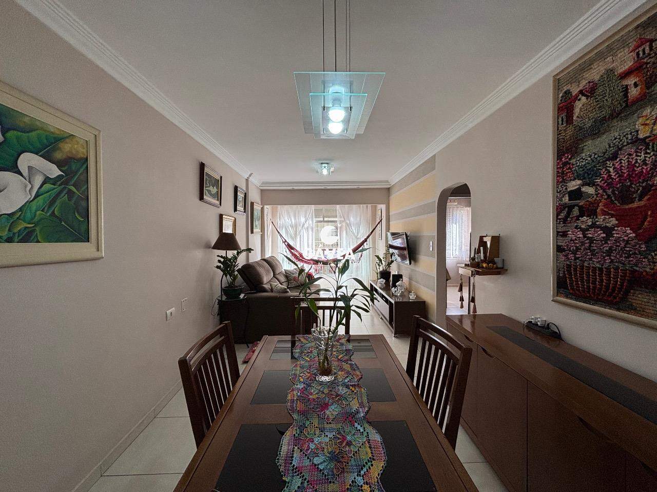 Apartamento à venda no Ponta da Praia: 