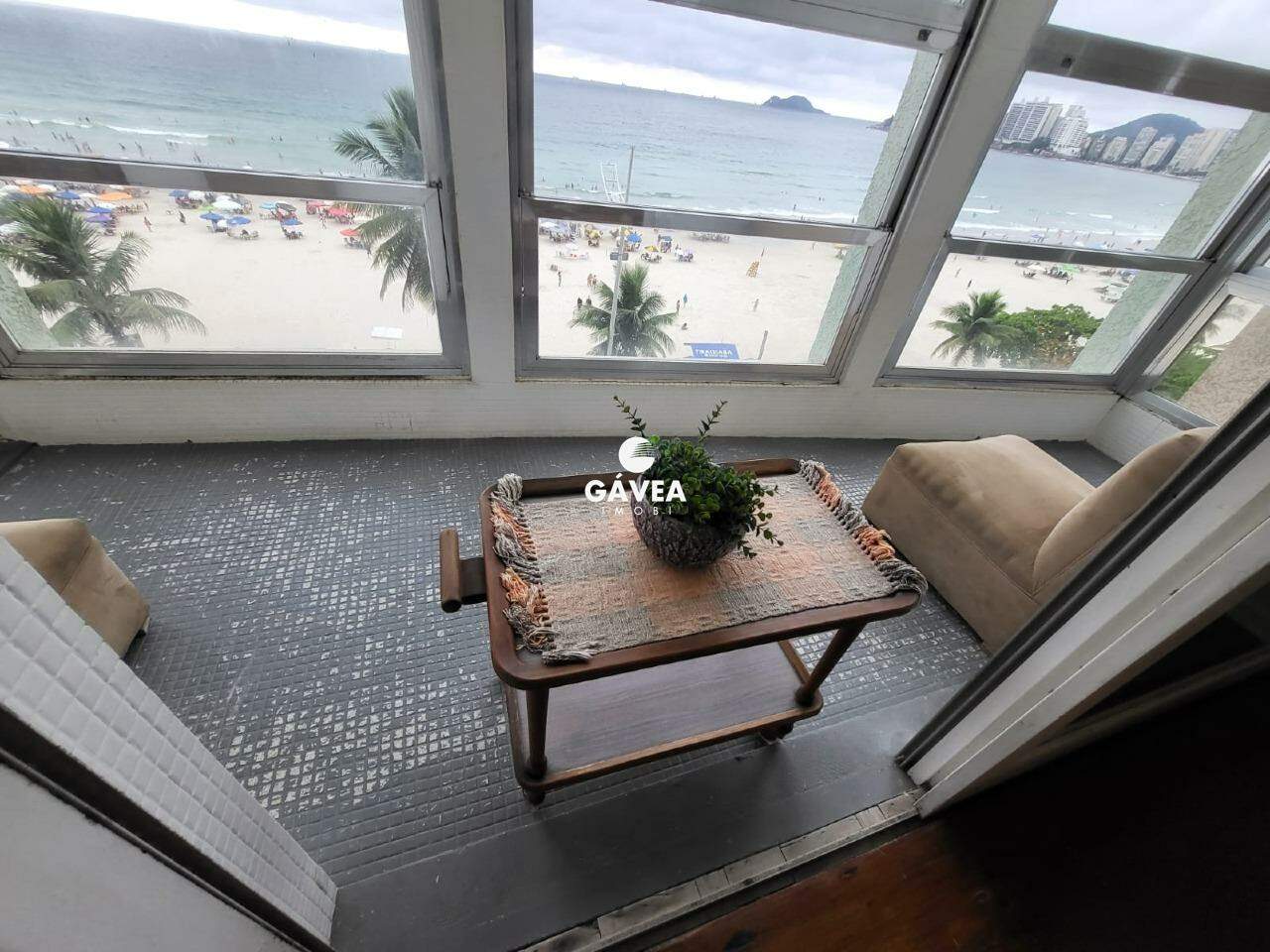 Apartamento à venda no Pitangueiras: 